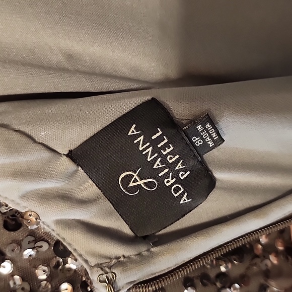 Adrianna Papell Beaded Gown Lead sz 8P - Picture 10 of 10